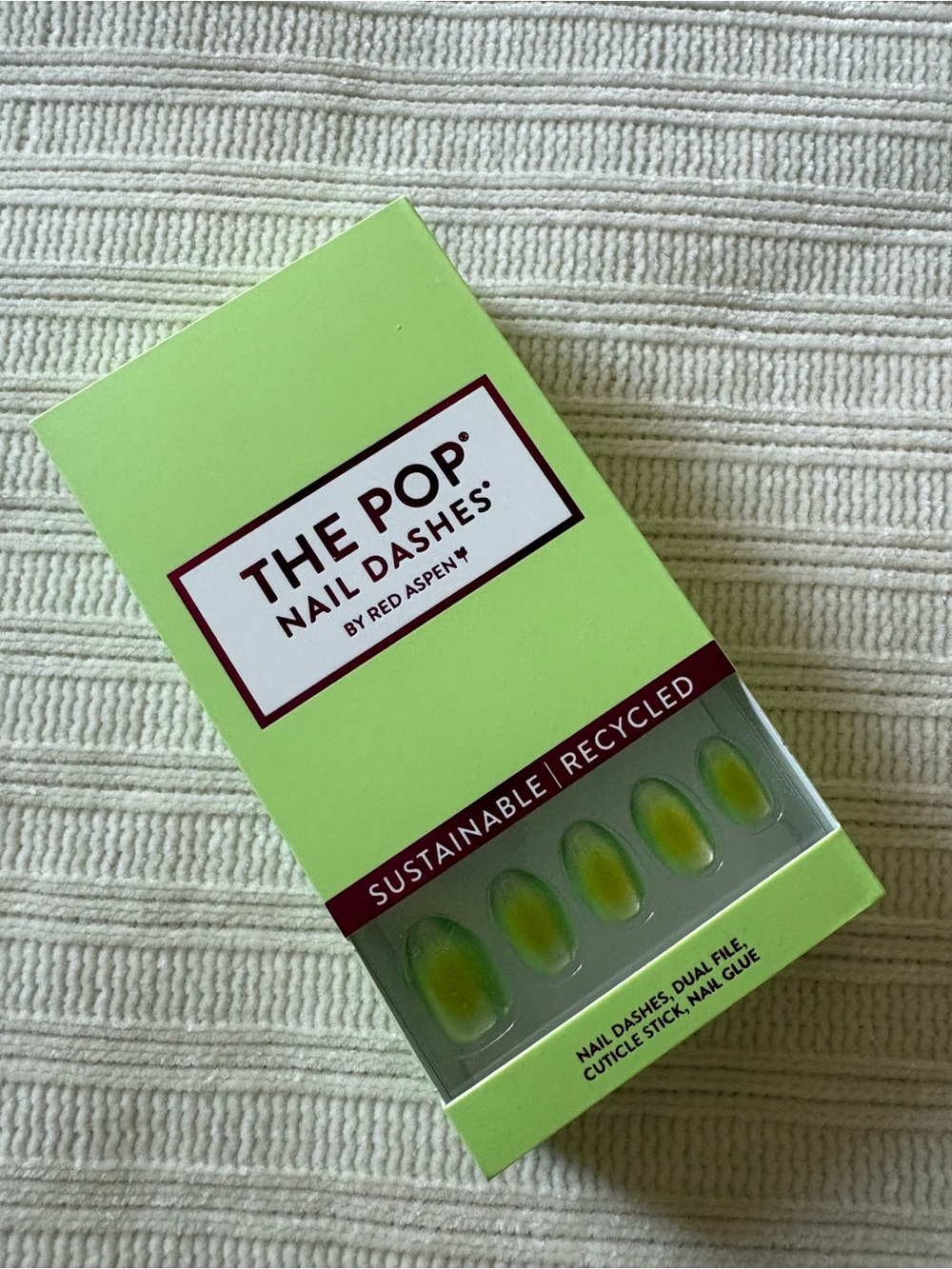 Red Aspen The Pop Nail Dashes Green Press-On Nails Center of Attention Allison - Picture 3 of 7